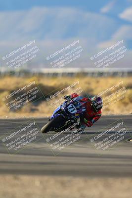 media/Dec-07-2024-CVMA (Sat) [[21c5f1ef85]]/Race 12-Supersport Middleweight/